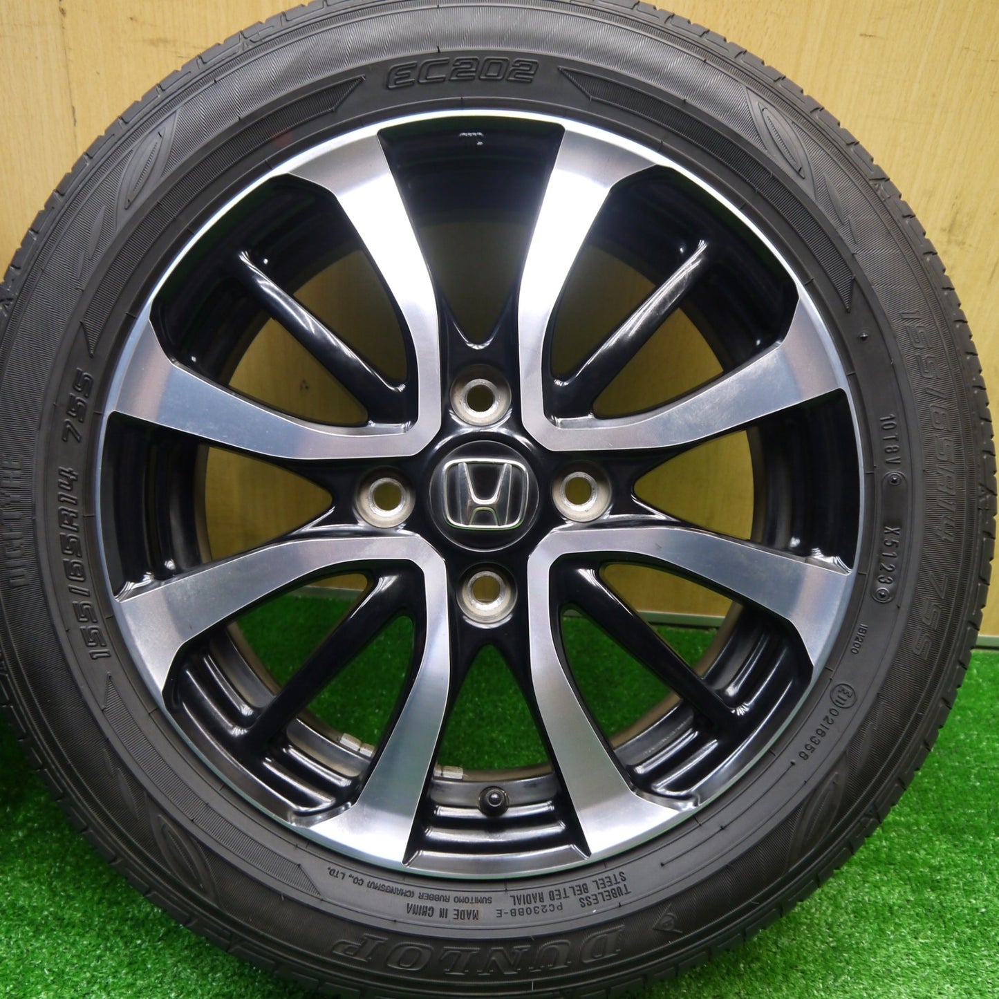 バリ溝！23年！キレイ！9分★ホンダ N-BOX カスタム 純正 155/65R14 ダンロップ EC202 14インチ Nボックス NBOX PCD100/4H★5101407Hノ