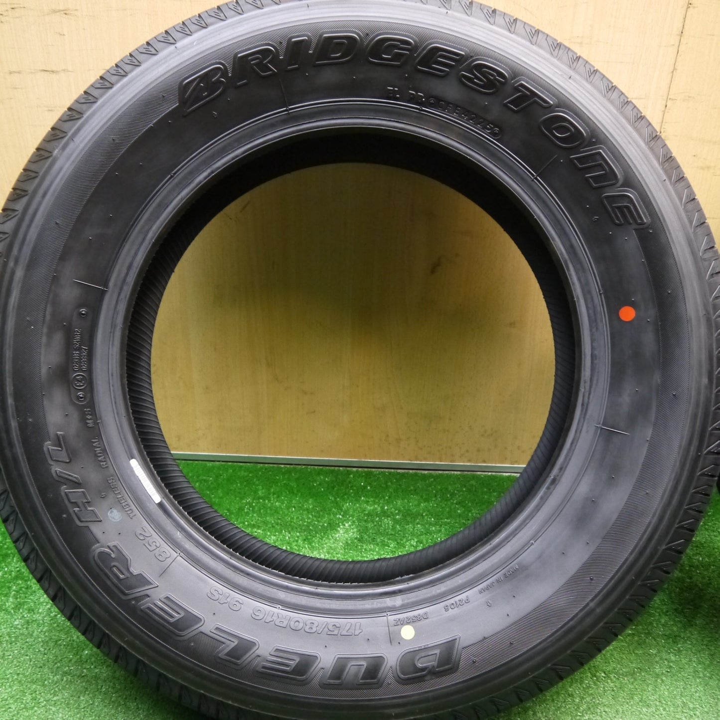新車外し！25年★ジムニー 等 175/80R16 ブリヂストン デューラー H/L 852 DUELER タイヤ 16インチ★5121608Hノタ