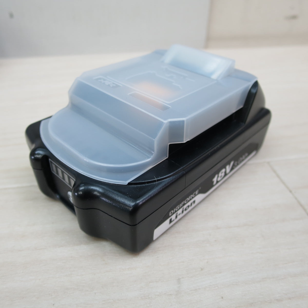 [送料無料] 美品☆DIGIFORCE デジフォース マキタ 互換 リチウム バッテリー 18V 3.0Ah BL1830B 外箱付き 電動 工具☆