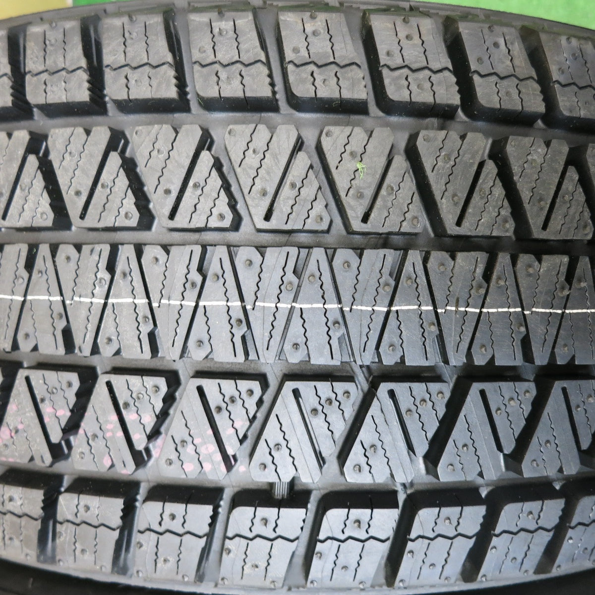未使用！22年★スタッドレス 225/65R17 ブリヂストン ブリザック DM-V3 SIBILLA NEXT W5 シビラ 17インチ PCD114.3/5H★5081401HAス