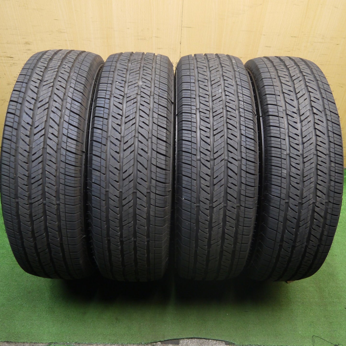 新車外し！25年★255/70R18 ブリヂストン デューラー H/T 685 DUELER 18インチ ジープ ラングラー 等★5061101KKノタ