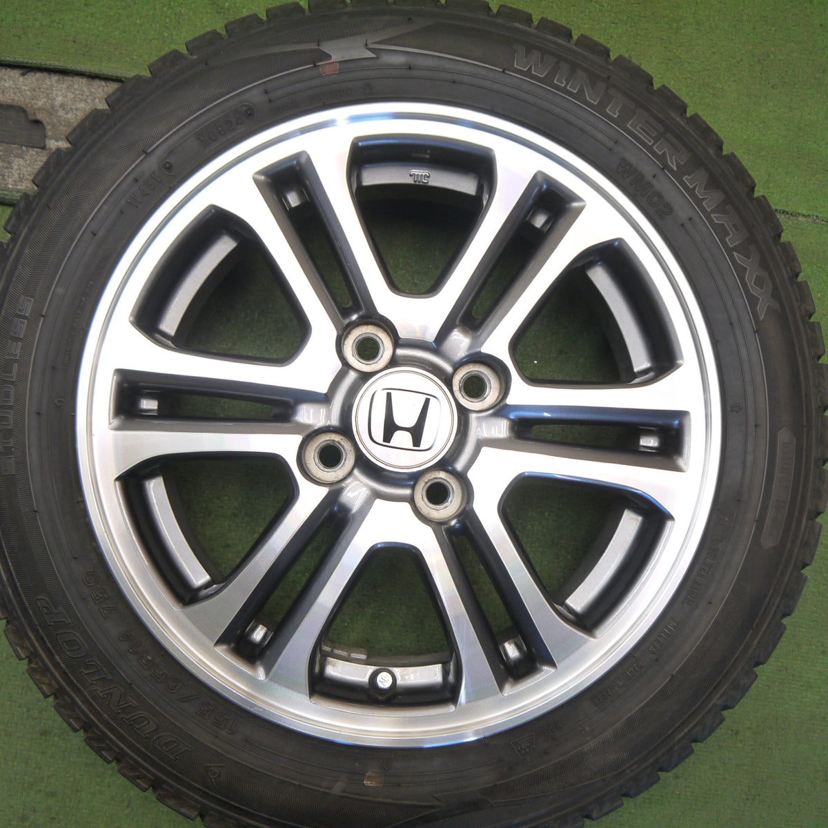 バリ溝！24年！9分◎ホンダ JF1 JF2 N-BOX カスタム 純正 155/65R14 スタッドレス ダンロップ ウインターマックス WM02 14インチ PCD100/4H◎6082802Hス