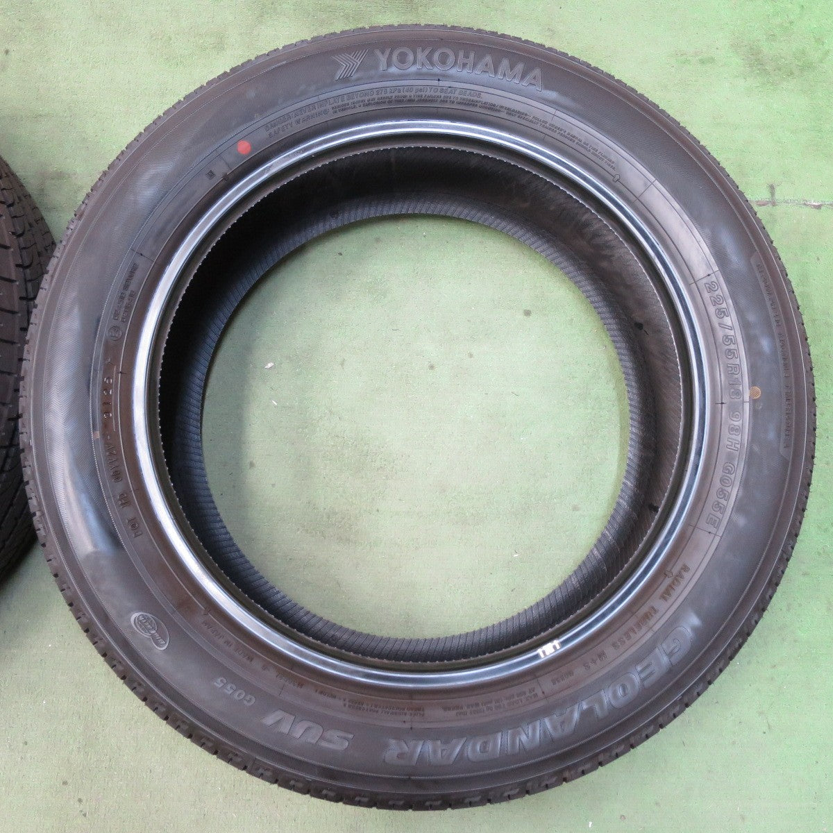 新車外し！25年★225/55R18 ヨコハマ ジオランダー SUV G055 G055E タイヤ 18インチ デリカ D:5 シャモニー フォレスター エルグランド 等★5102504イノタ