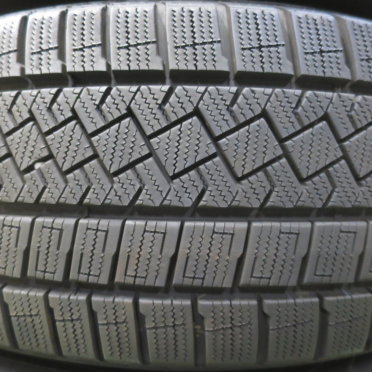 バリ溝！24年！9分◎ベンツ 等 EUROTECH STAGE TW15 225/55R17 スタッドレス ピレリ アイスゼロ アシンメトリコ ユーロテック ステージ 17インチ PCD112/5H◎6090706IMス