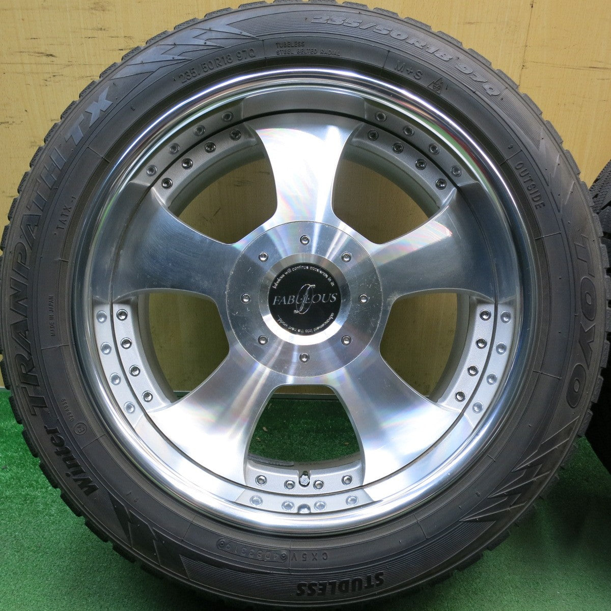 バリ溝！9.5分！付属品付き★スタッドレス 235/50R18 トーヨー ウインター トランパス TX FABULOUS PROFOUND ファブレス 18インチ PCD114.3/4H 5H マルチ★6051415HAス