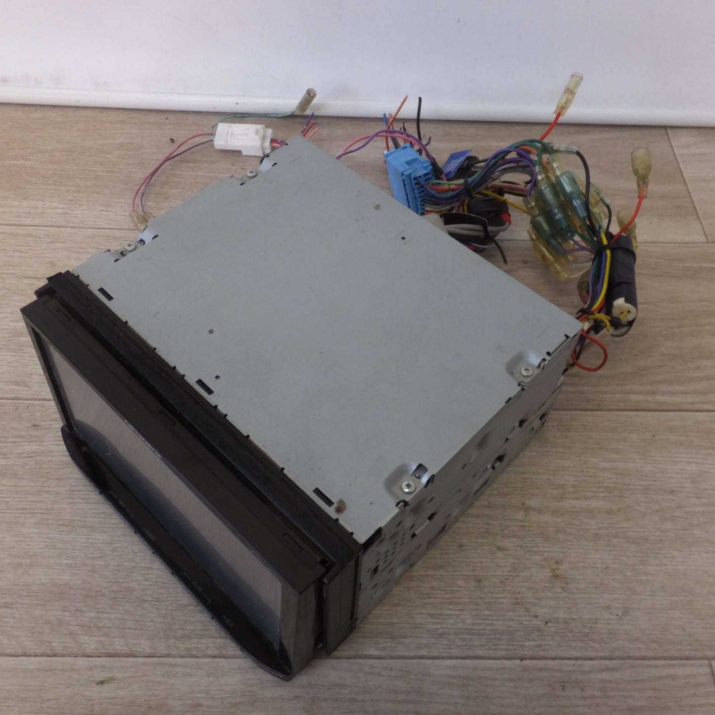[送料無料] ★カロッツェリア carrozzeria AV一体型メモリーナビゲーション 楽ナビ AVIC-MRZ99[18]★
