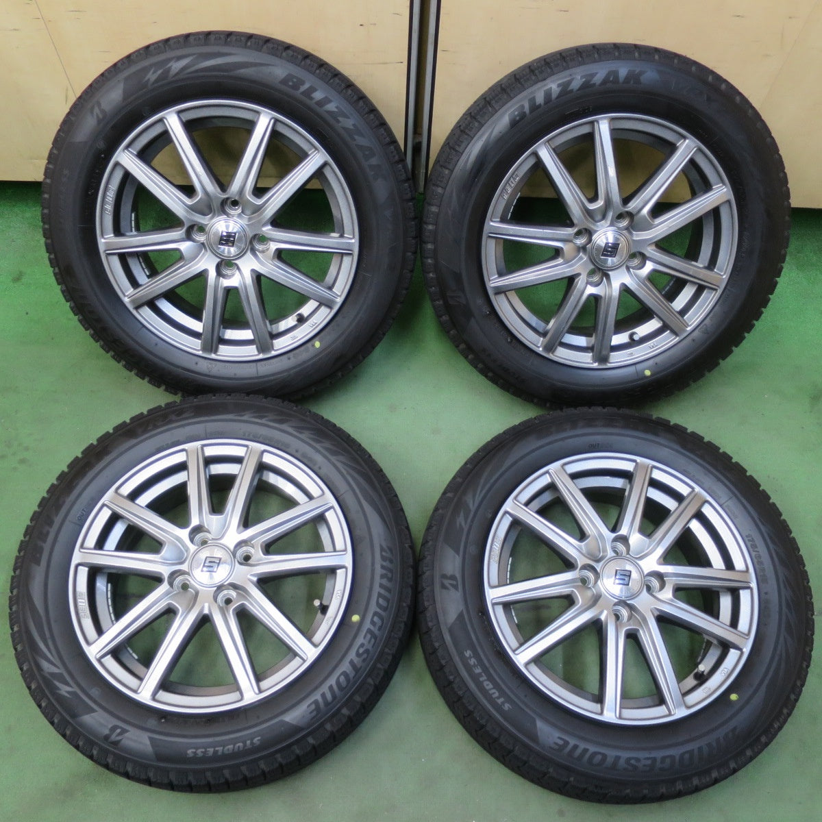 キレイ！22年★スタッドレス 175/65R15 ブリヂストン ブリザック VRX2 SEIN SS ザイン 15インチ PCD100/4H★6040907イス