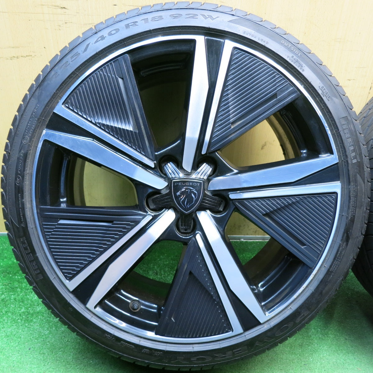 4本価格！24年◎プジョー 308 GT 純正 225/40R18 ミシュラン プライマシー4 S1 ピレリ POWERGY 18インチ PCD108/5H◎6062506HAノ