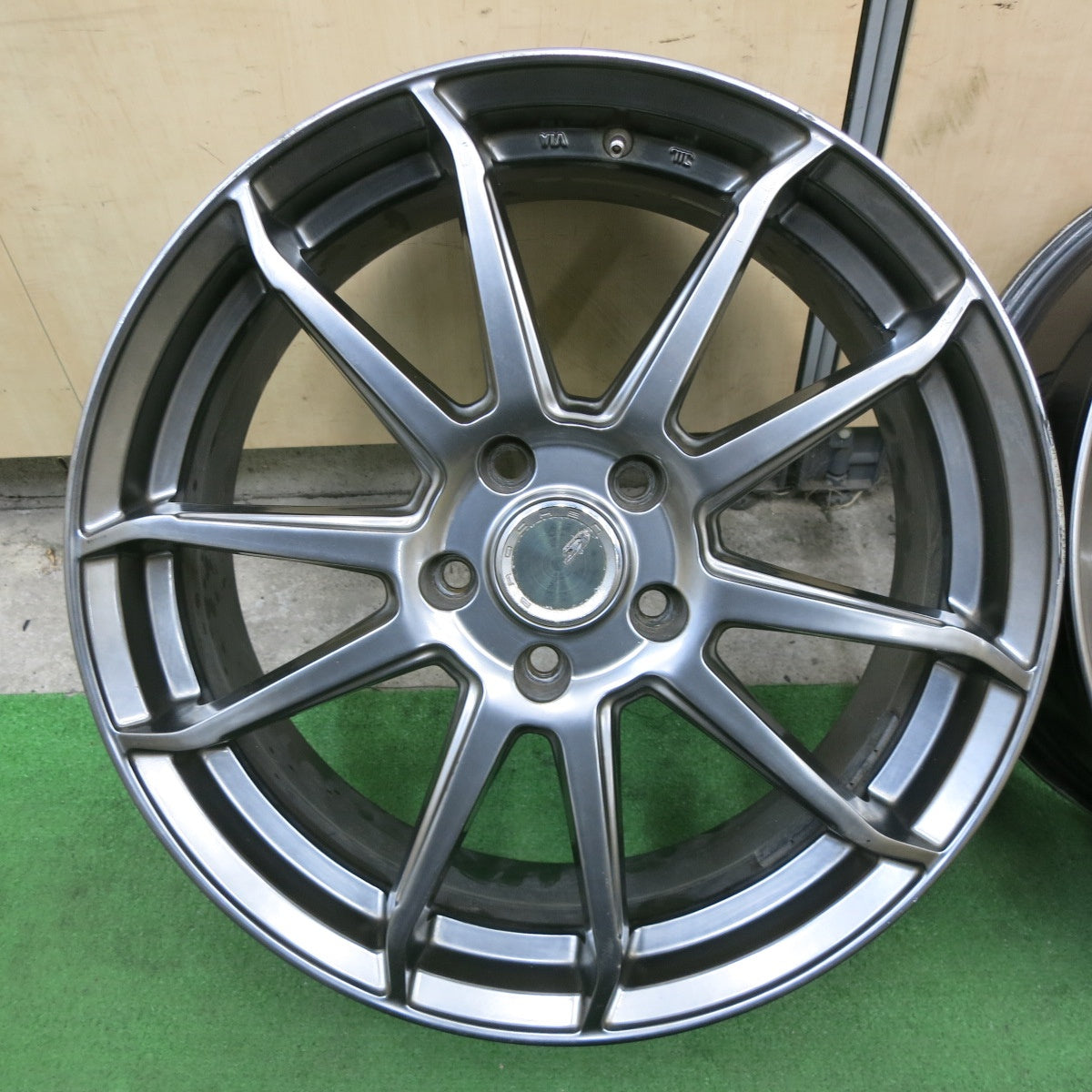 4本価格★BROCKEN ES01 18インチ ホイール ブロッケン 18×7J PCD114.3/5H★6011903ナホ