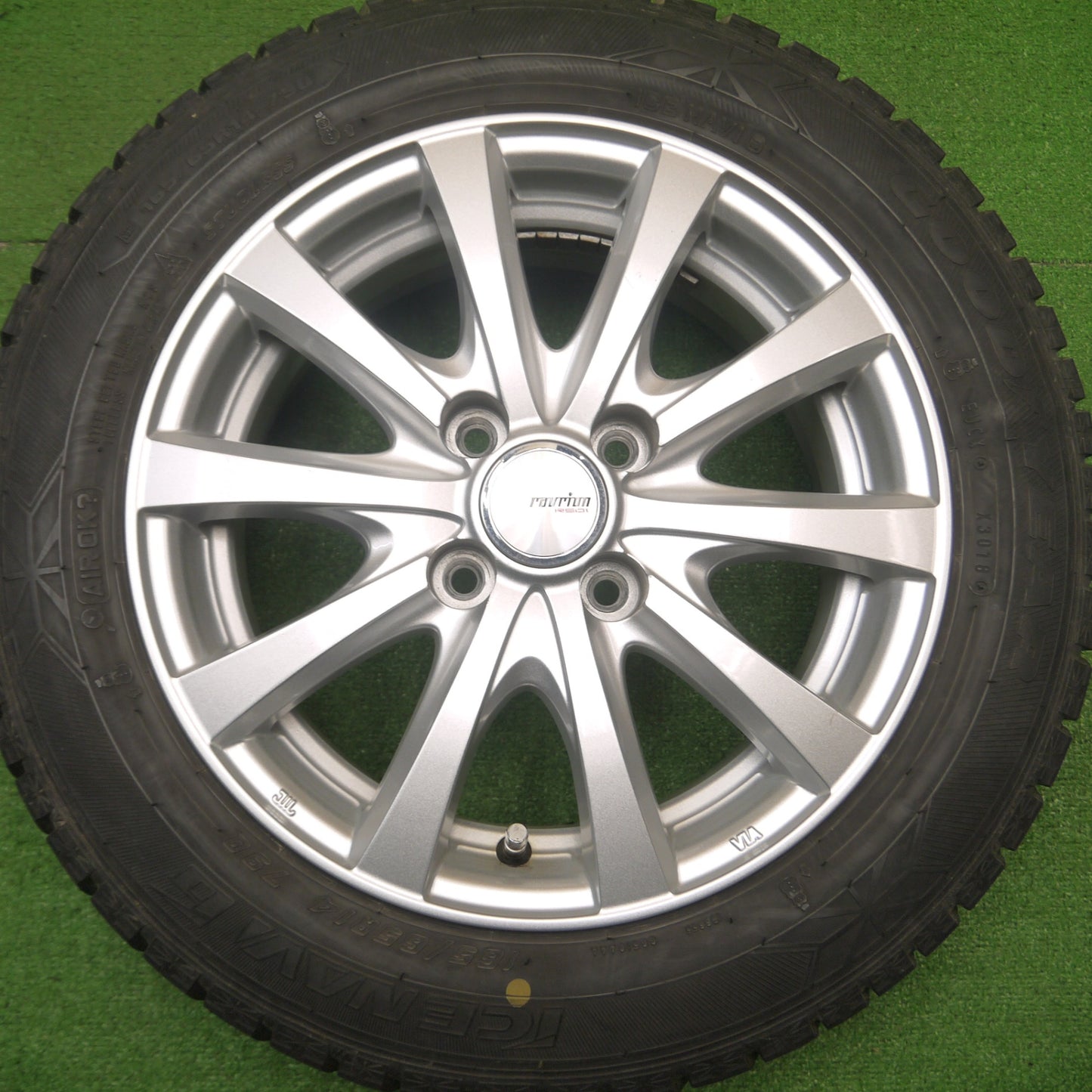 [送料無料] バリ溝！9分★スタッドレス 165/65R14 グッドイヤー アイスナビ6 ravrion RS01 ラブリオン 14インチ PCD100/4H★4102302Hス