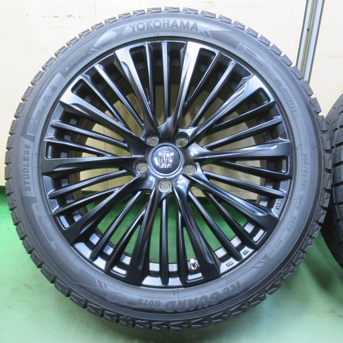バリ溝！23年！キレイ！8.5分◎LEHRMEISTER PREMIX MER-X 235/50R20 スタッドレス ヨコハマ アイスガード G075 レアマイスター プレミックス 20インチ PCD114.3/5H◎6092801IMス