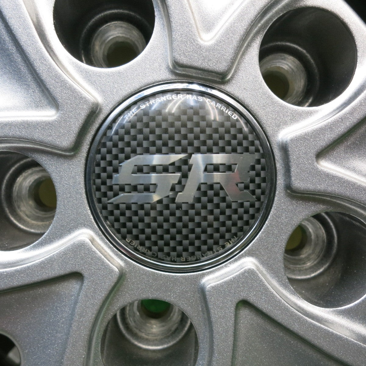 バリ溝！22年！キレイ！9.5分★スタッドレス 225/70R16 ダンロップ ウインターマックス SJ8 SJ8+ STRANGER ストレンジャー 16インチ PCD114.3/5H★5121315HAス