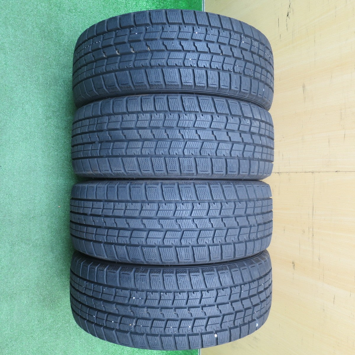 バリ溝！23年！キレイ！ほぼ10分★プリウス 等 215/45R17 スタッドレス グッドイヤー アイスナビ7 VELVA SPORTZ ヴェルヴァ 17インチ PCD100/5H★5111306NJス