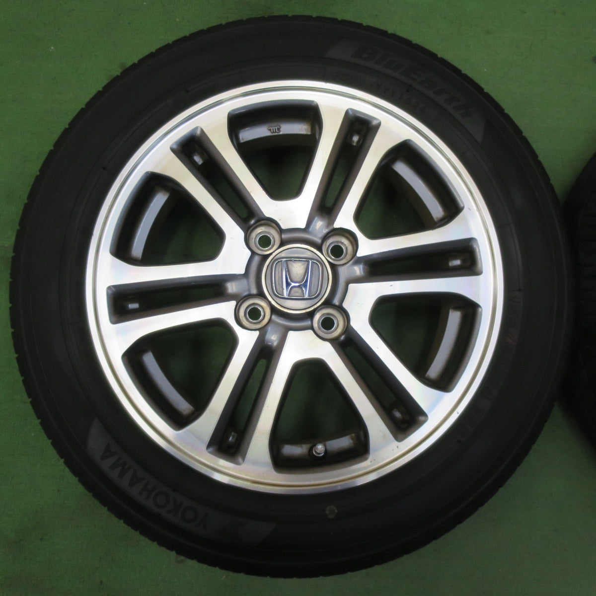 バリ溝！24年！9.5分以上★ホンダ N-BOX 純正 155/65R14 ヨコハマ ブルーアース AE01 14インチ PCD100/4H★5051714イノ