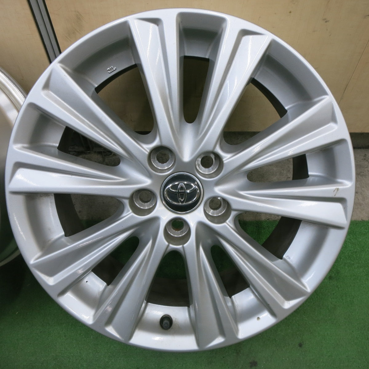 4本価格★トヨタ 30系 アルファード ヴェルファイア 純正 ホイール 18インチ 18×7.5J PCD114.3/5H★6011705ナホ