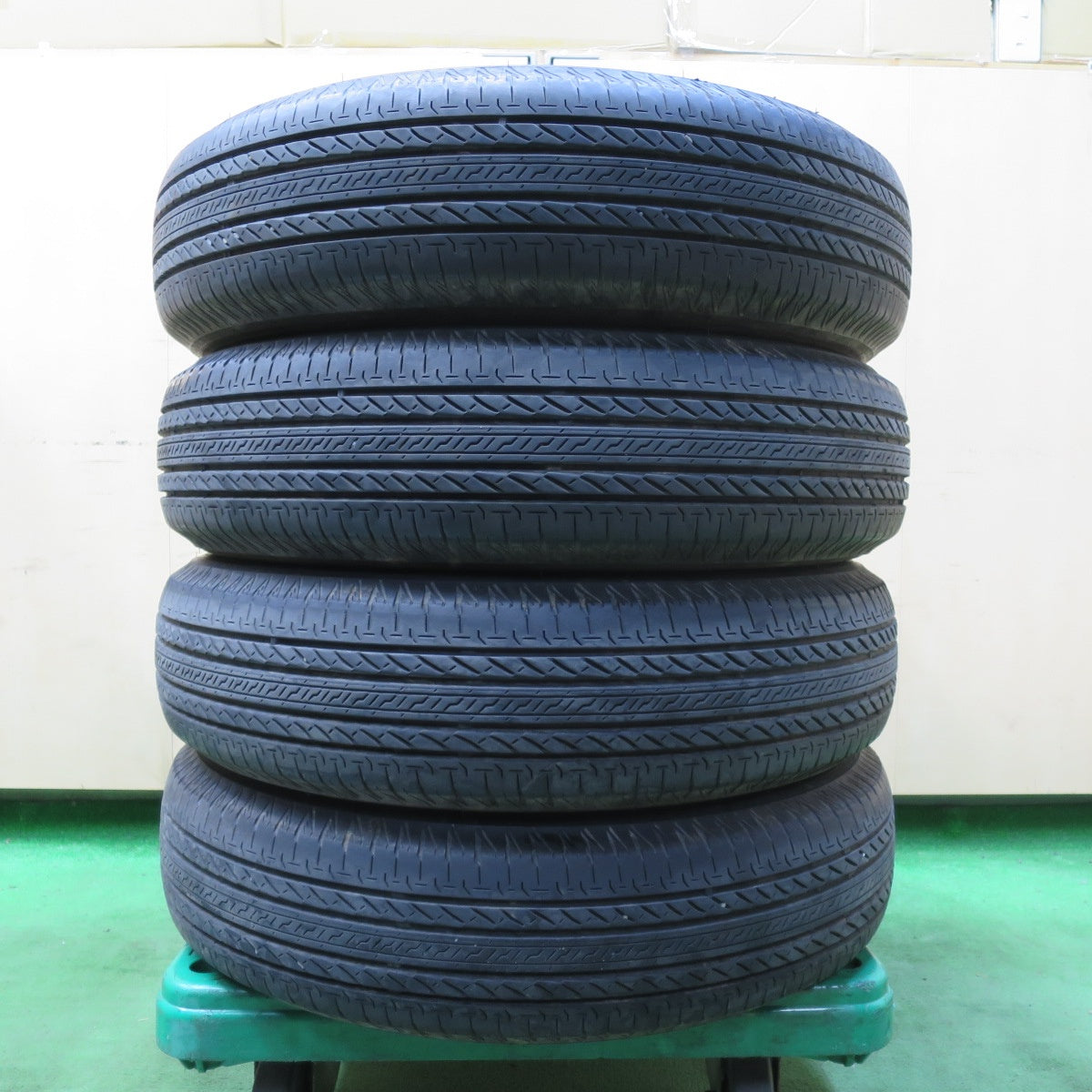 [送料無料] バリ溝！22年！8.5分★ジムニー 等 175/80R16 ブリヂストン デューラー H/L 852 DUELER タイヤ 16インチ★5010614イノタ