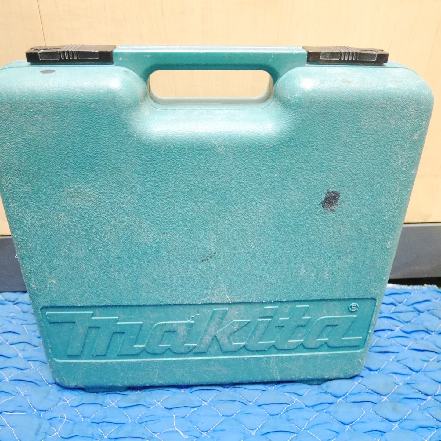 [送料無料] 3点まとめ売り☆マキタ 常圧 仕上 釘打 AF502 ピン タッカー AF351 型式 不明 エアー ツール 工具 makita 現状品☆