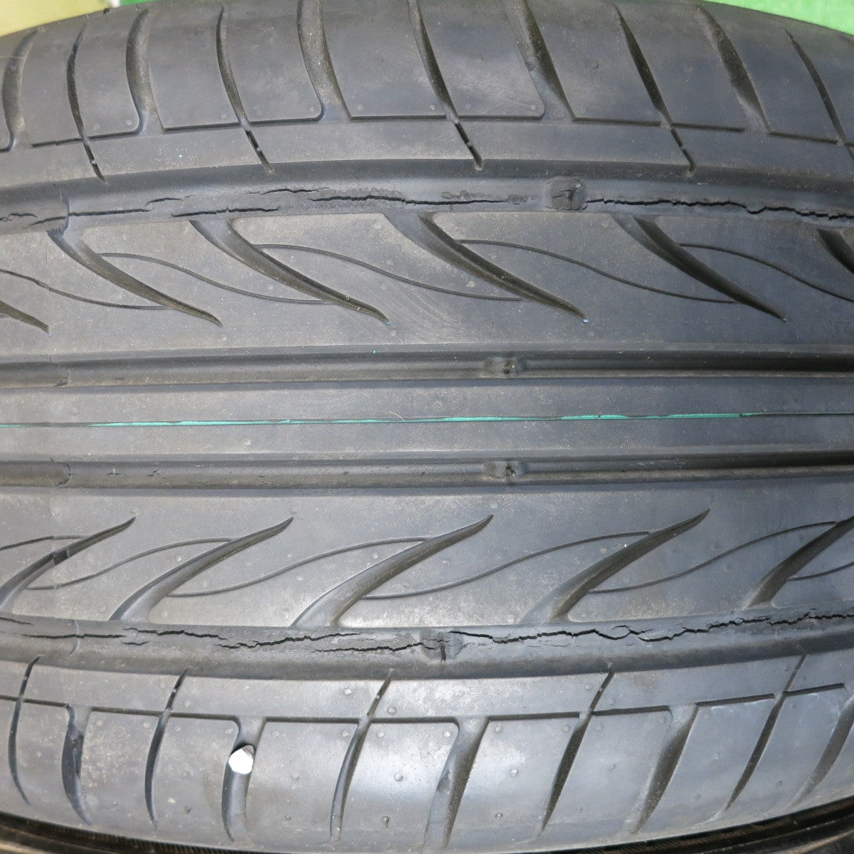 タイヤほぼ未使用★プリウス AIMGAIN PRIUS MODEL GTS MONO 215/40R18 デリンテ サンダー D7 エイムゲイン モノ 18インチ PCD100/5H★5052302HAノ