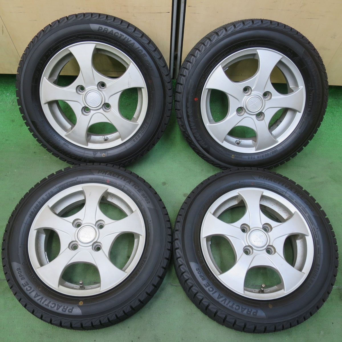 ほぼ未使用！24年★スタッドレス 155/65R13 プラクティバ アイス BP02 ヨコハマ X STYLE 社外 アルミ 13インチ PCD100/4H★6011605イス