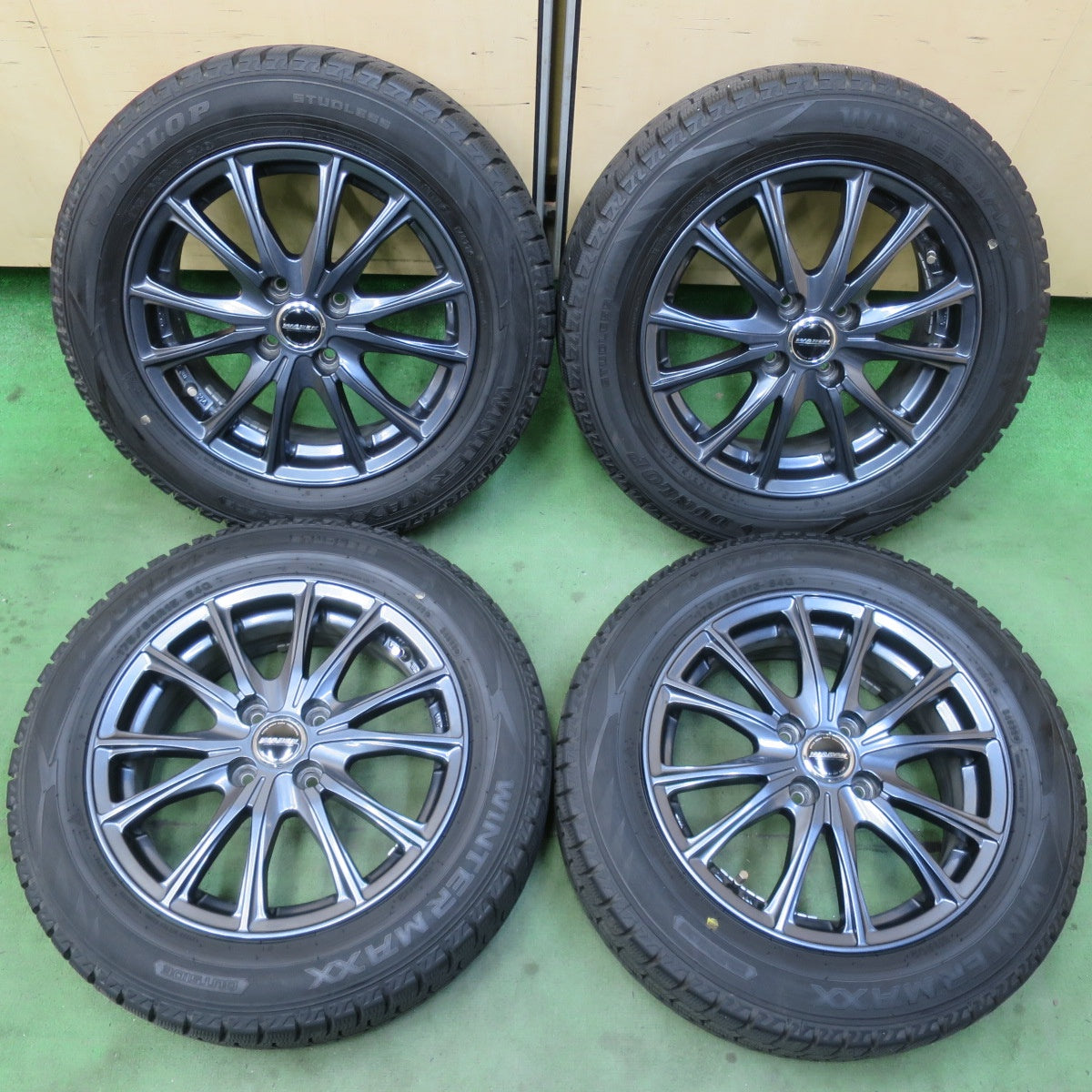 バリ溝！22年！キレイ！9.5分★スタッドレス 175/65R15 ダンロップ ウインターマックス WM02 WAREN ヴァーレン 15インチ PCD100/4H★6022816イス