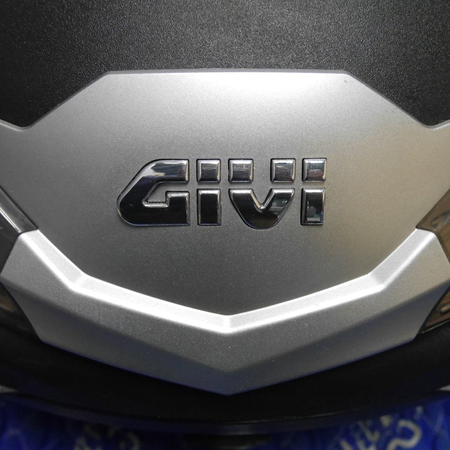 [送料無料] 鍵付き☆GIVI ジビ バイク用 リアボックス モノロック ケース トップ 型番 不明☆