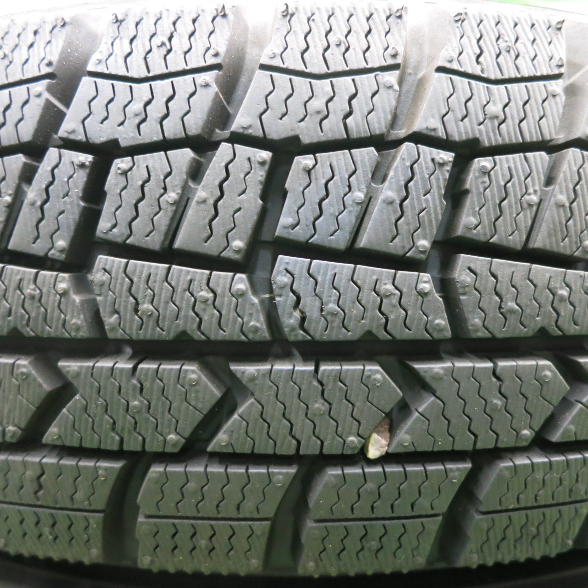 *送料無料* タイヤほぼ未使用！21年★スタッドレス 155/65R14 ダンロップ ウインターマックス WM02 スチール 14インチ PCD100 114.3/4H マルチ★4051007HAス