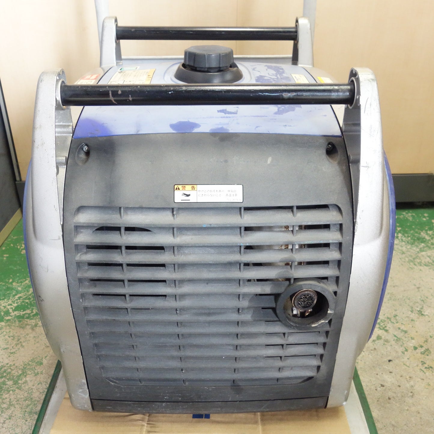 [送料無料] ☆ヤマハ 2.0kVA 防音型 インバータ 発電機 EF2000iS インバーター YAMAHA 現状品☆