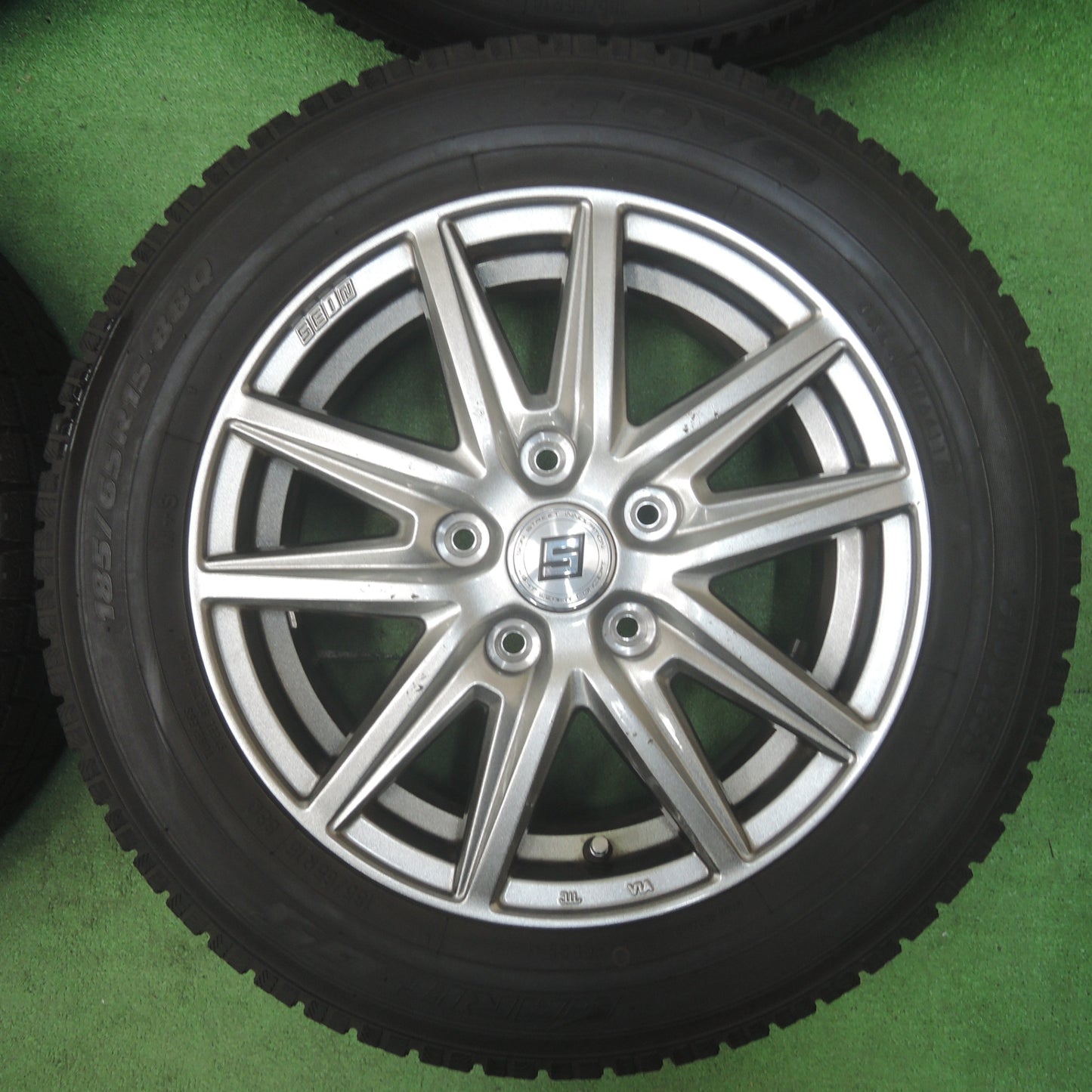 *送料無料* バリ溝！9.5分以上★スタッドレス 185/65R15 トーヨー ガリット G5 SEIN ザイン 15インチ PCD114.3/5H★4032011SYス