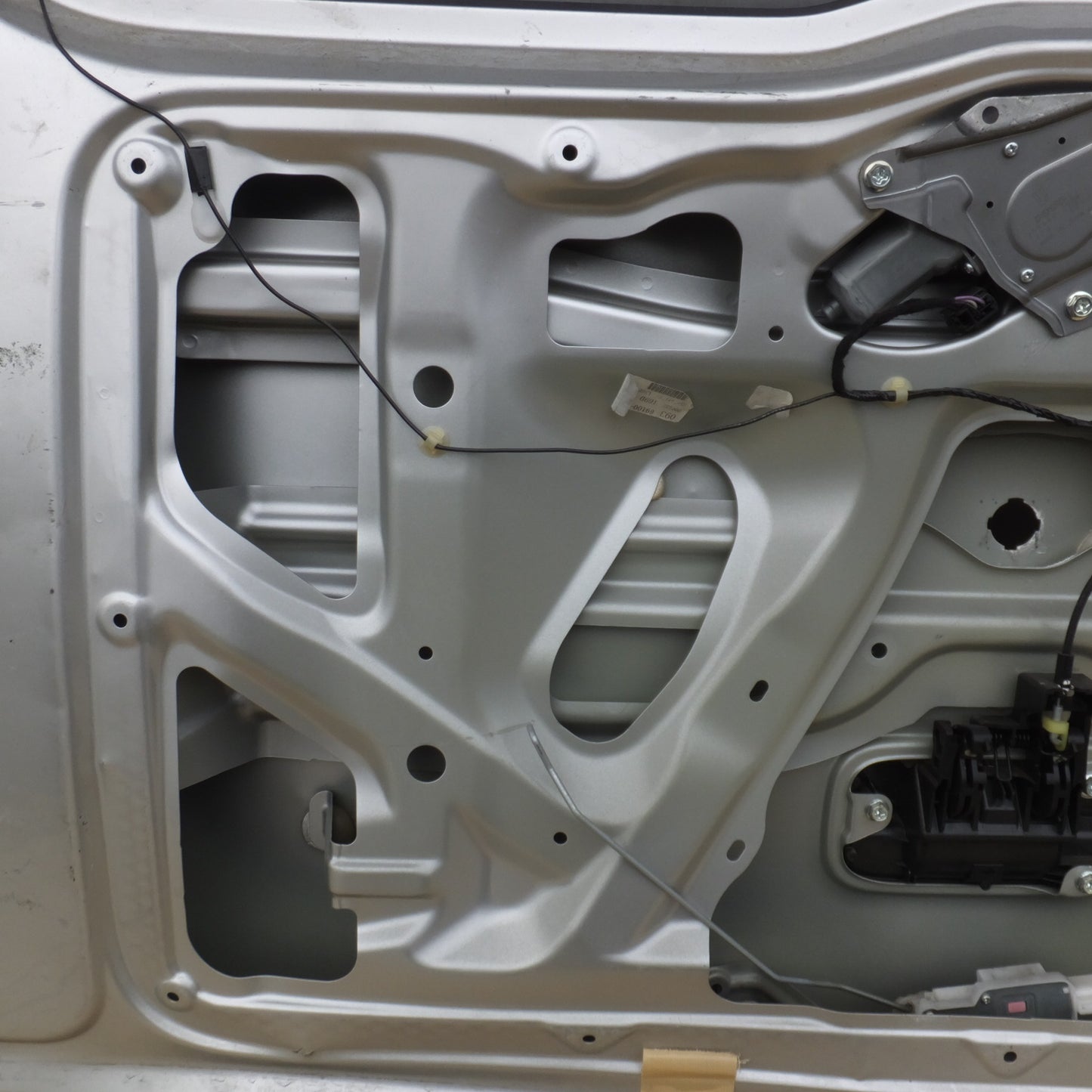 【岐阜発 直接引取限定】現状品★日産 NISSAN 純正 クリッパー NV100 S331V H30 リアハッチ リアゲート バックドア★