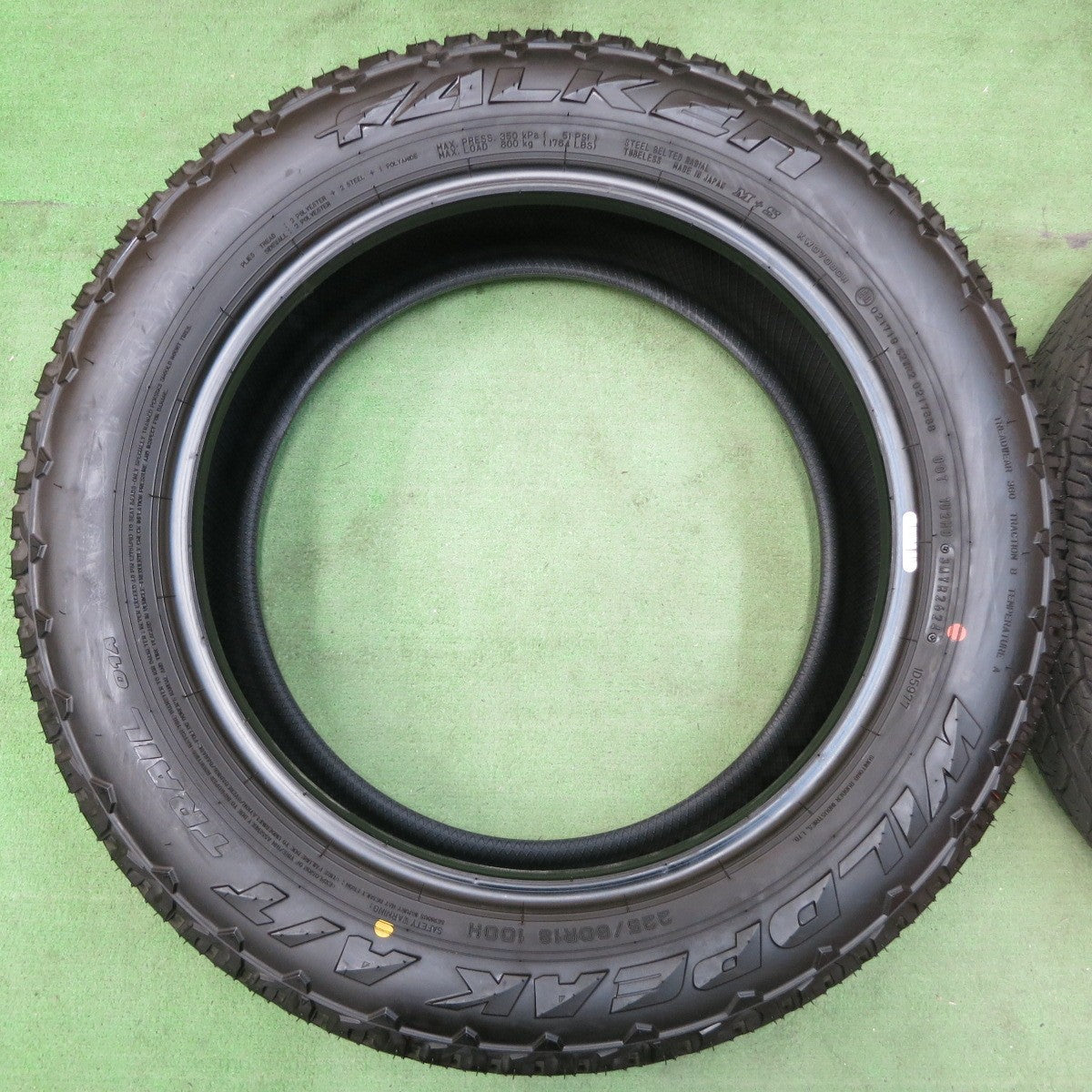 [送料無料] 新車外し！24年★225/60R18 ファルケン WILDPEAK A/T TRAIL 01A タイヤ 18インチ RAV4 ハリアー エクストレイル CX-5 CX-8 等★4123009イノタ