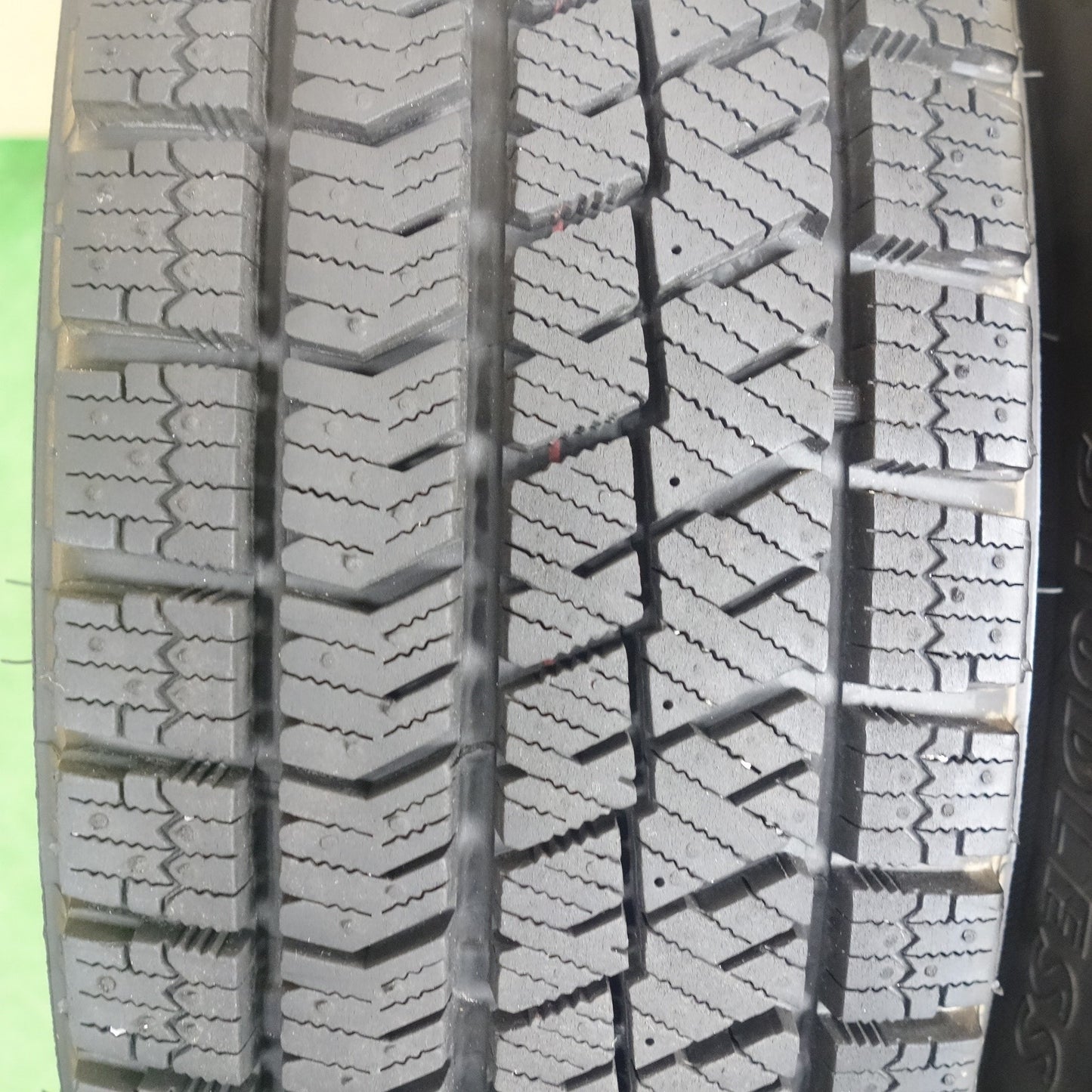 バリ溝！23年！キレイ！ほぼ10分★スタッドレス 175/70R14 ブリヂストン ブリザック VRX2 JOKER ジョーカー 14インチ PCD100/4H★6030603KTス