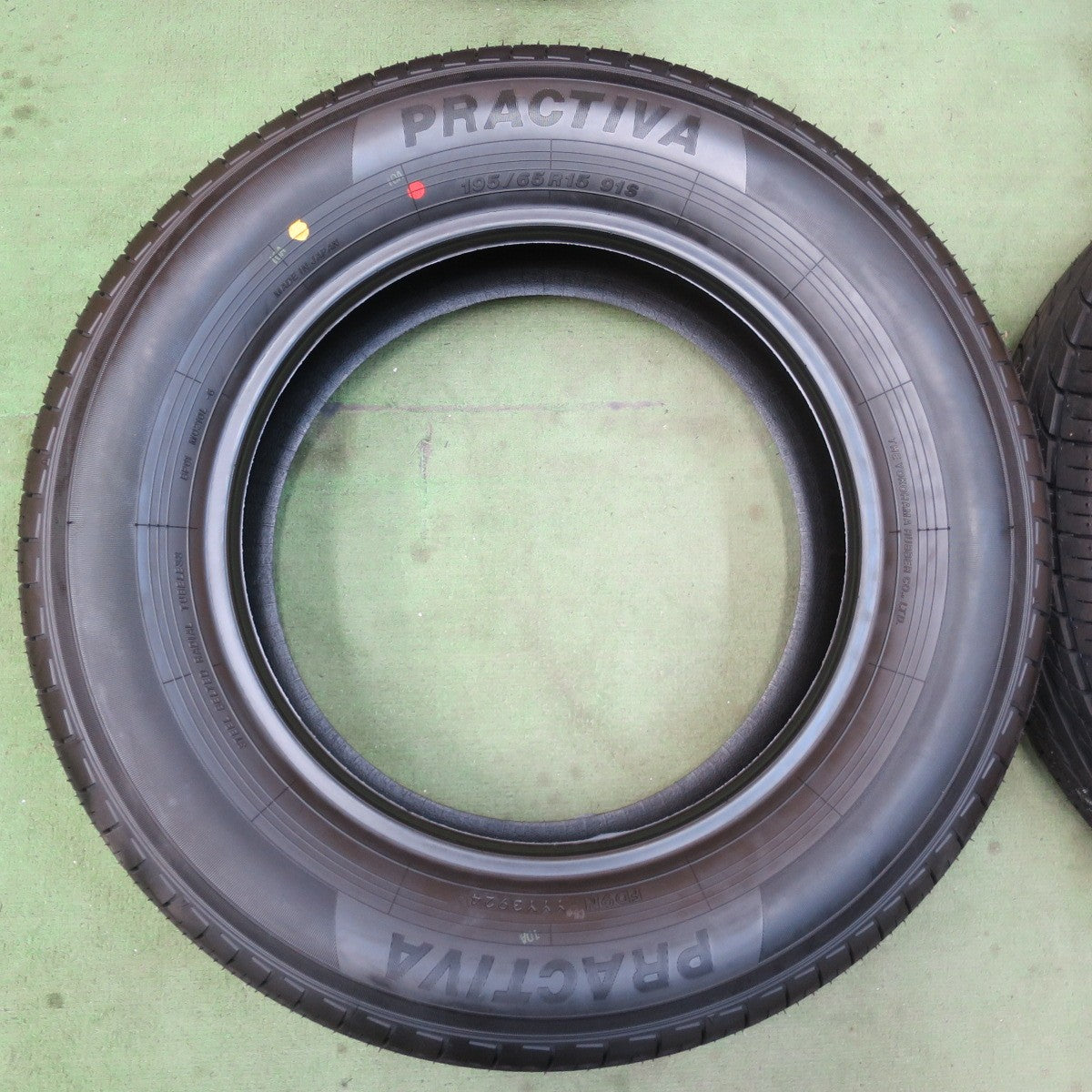 未使用！24年★195/65R15 プラクティバ BP01 ヨコハマ 製 PRACTIVA 15インチ タイヤ プリウス カローラ セレナ オーリス 等★6022311イノタ