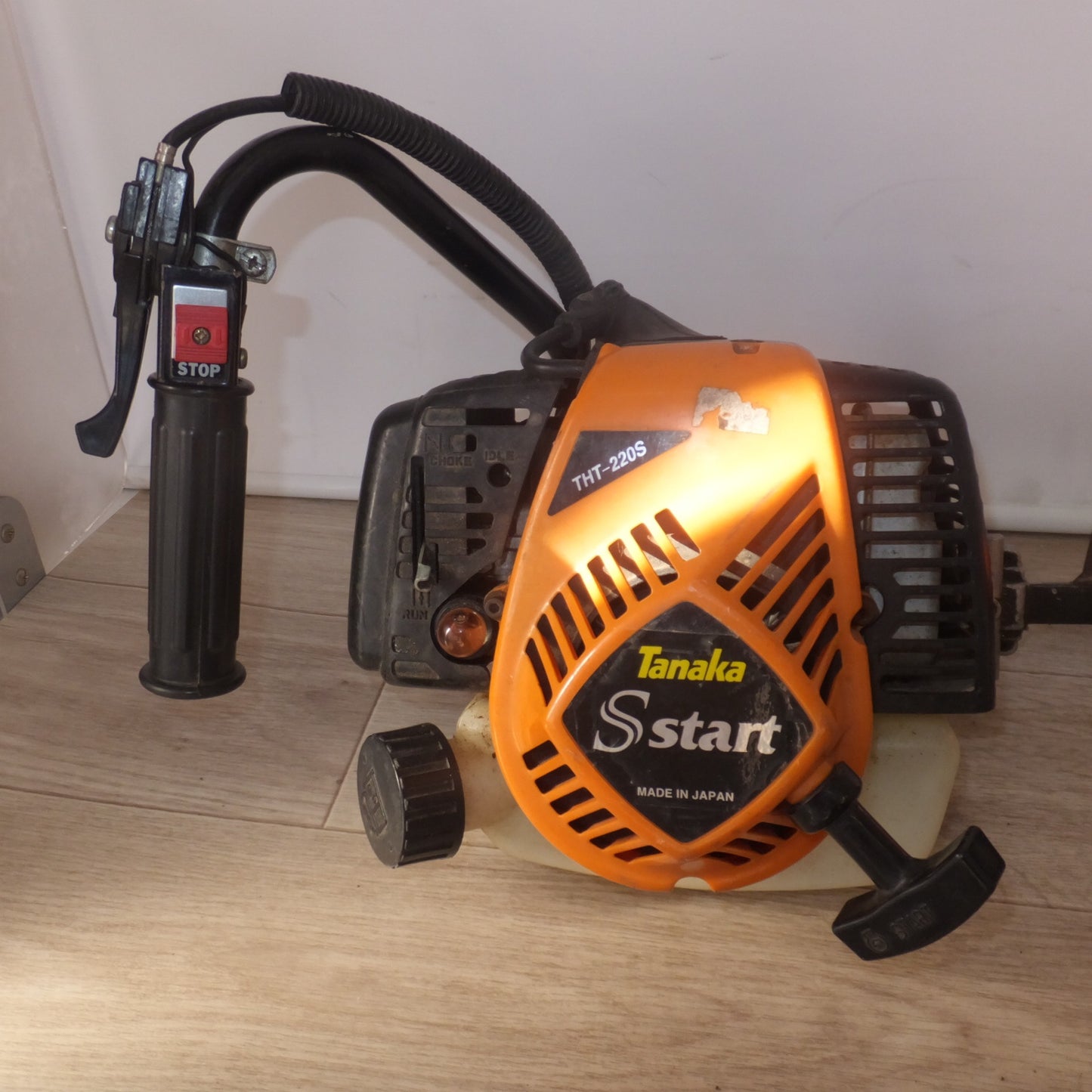 [送料無料] 岐阜発★タナカ Tanaka エンジンヘッジトリマー THT-220S Sstart★
