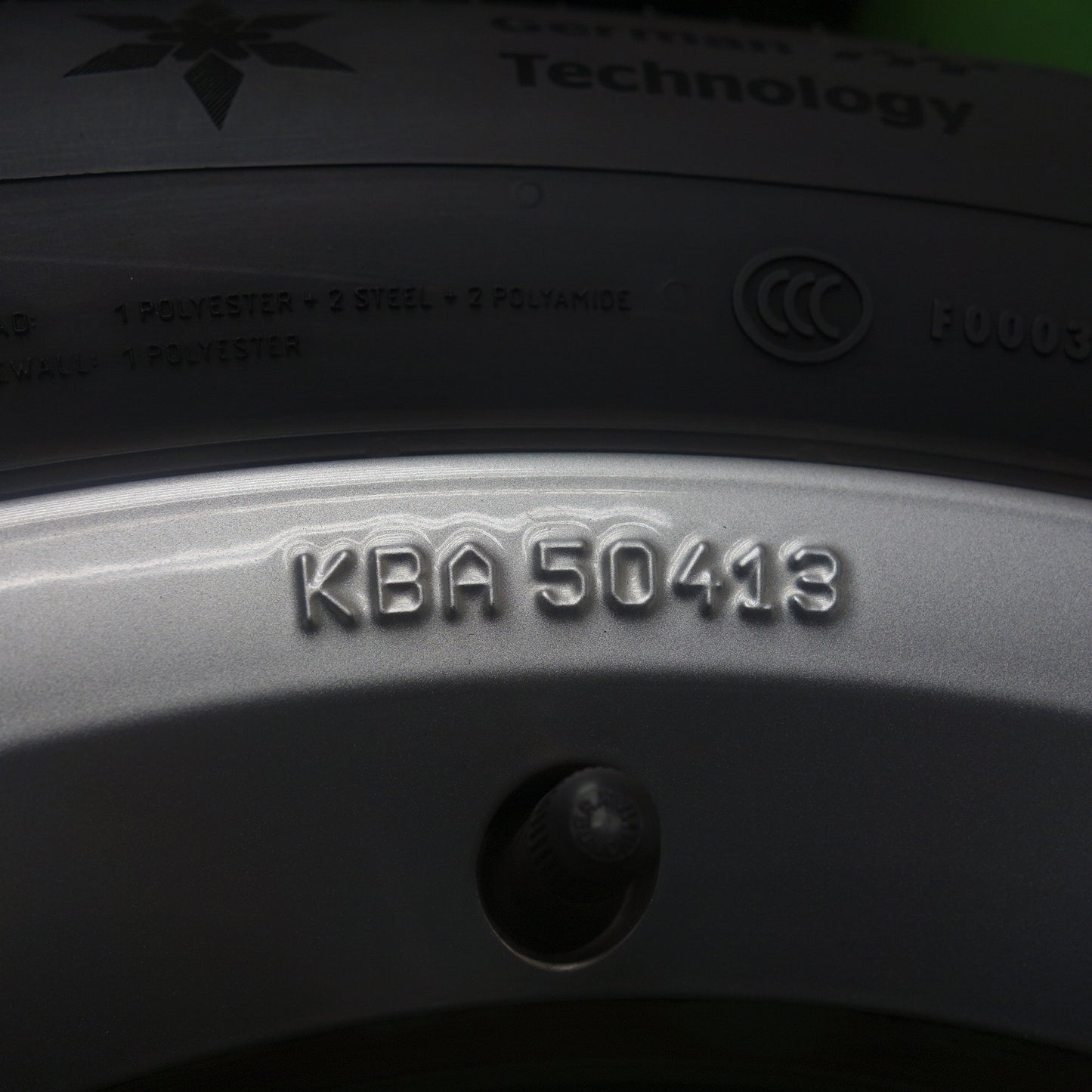 バリ溝！キレイ！8.5分◎ワーゲン ゴルフ トゥーラン 等 純正 205/60R16 スタッドレス コンチネンタル ノースコンタクト NC6 16インチ PCD112/5H◎6070402KTス