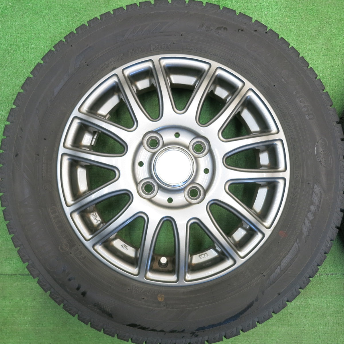 バリ溝！キレイ！8.5分★スタッドレス 145/80R13 ヨコハマ アイスガード iG60 E spider 社外 アルミ 13インチ PCD100/4H★6041106HAス