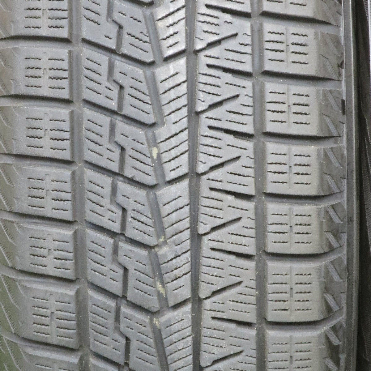 バリ溝！21年！キレイ！9.5分★スタッドレス 175/65R15 ヨコハマ アイスガード iG70 JOKER ジョーカー 15インチ PCD100/4H★5060303TTス
