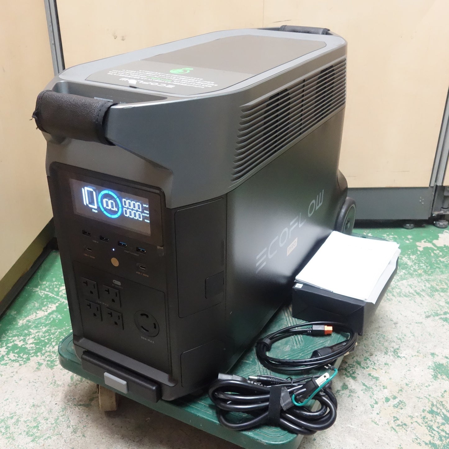 [送料無料] キレイ！付属品付き☆エコフロー ECO FLOW ポータブル 電源  デルタ プロ DELTA PRO 大容量 3,600Wh 家庭用 蓄電池 発電機 ポータブルバッテリー 急速充電 防災☆