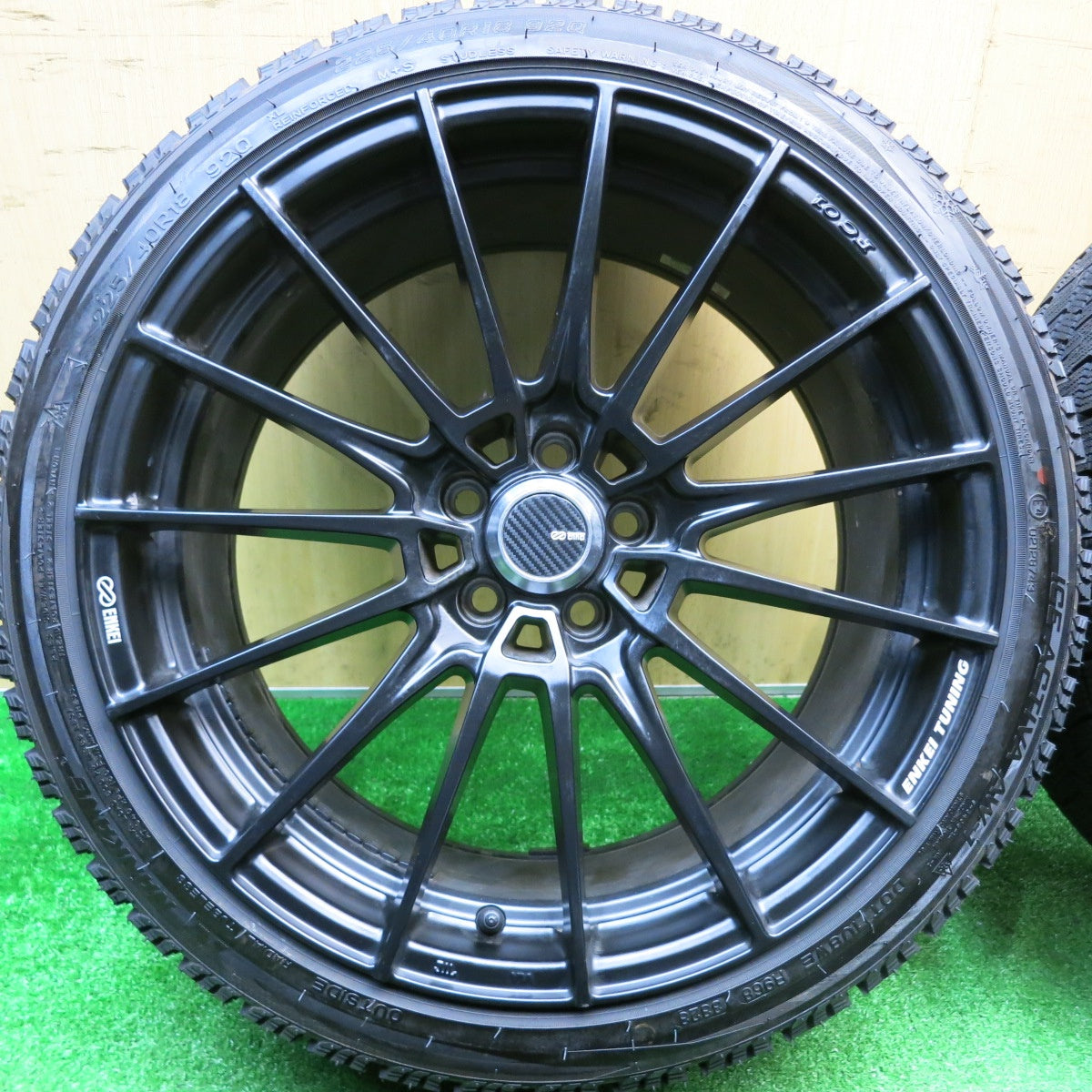 ほぼ未使用！23年★BRZ 86 等 ENKEI TUNING FC01 225/40R18 スタッドレス ナンカン アイス アクティバ AW-1 エンケイ 18インチ PCD100/5H★5110601HAス