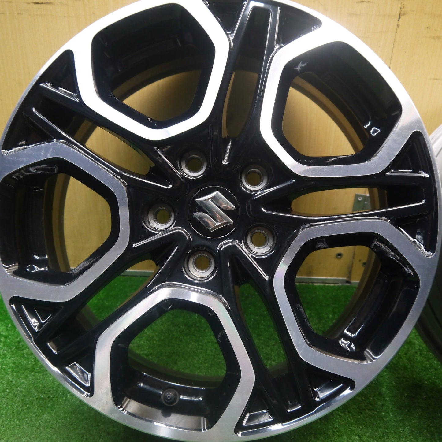 4本価格★スズキ ZC33S スイフト スポーツ 純正 ホイール 17インチ 17×6.5J PCD114.3/5H★6010605Hホ