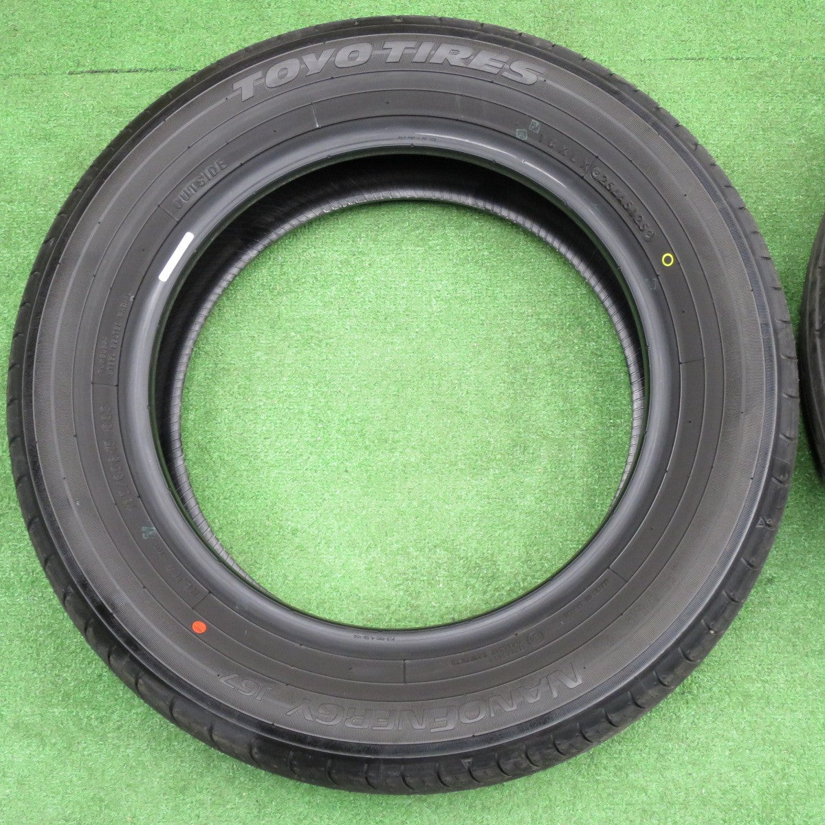新車外し！25年★185/65R15 トーヨー ナノエナジー J67 タイヤ 15インチ シエンタ アクア フリード デミオ 等★6022302NKノタ