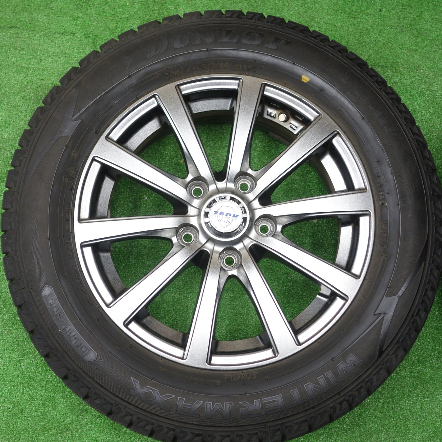 バリ溝！22年！キレイ！9.5分★スタッドレス 195/65R15 ダンロップ ウインターマックス WM02 ZACK JP-110 MONZA ザック 15インチ PCD114.3/5H★5121302KTス
