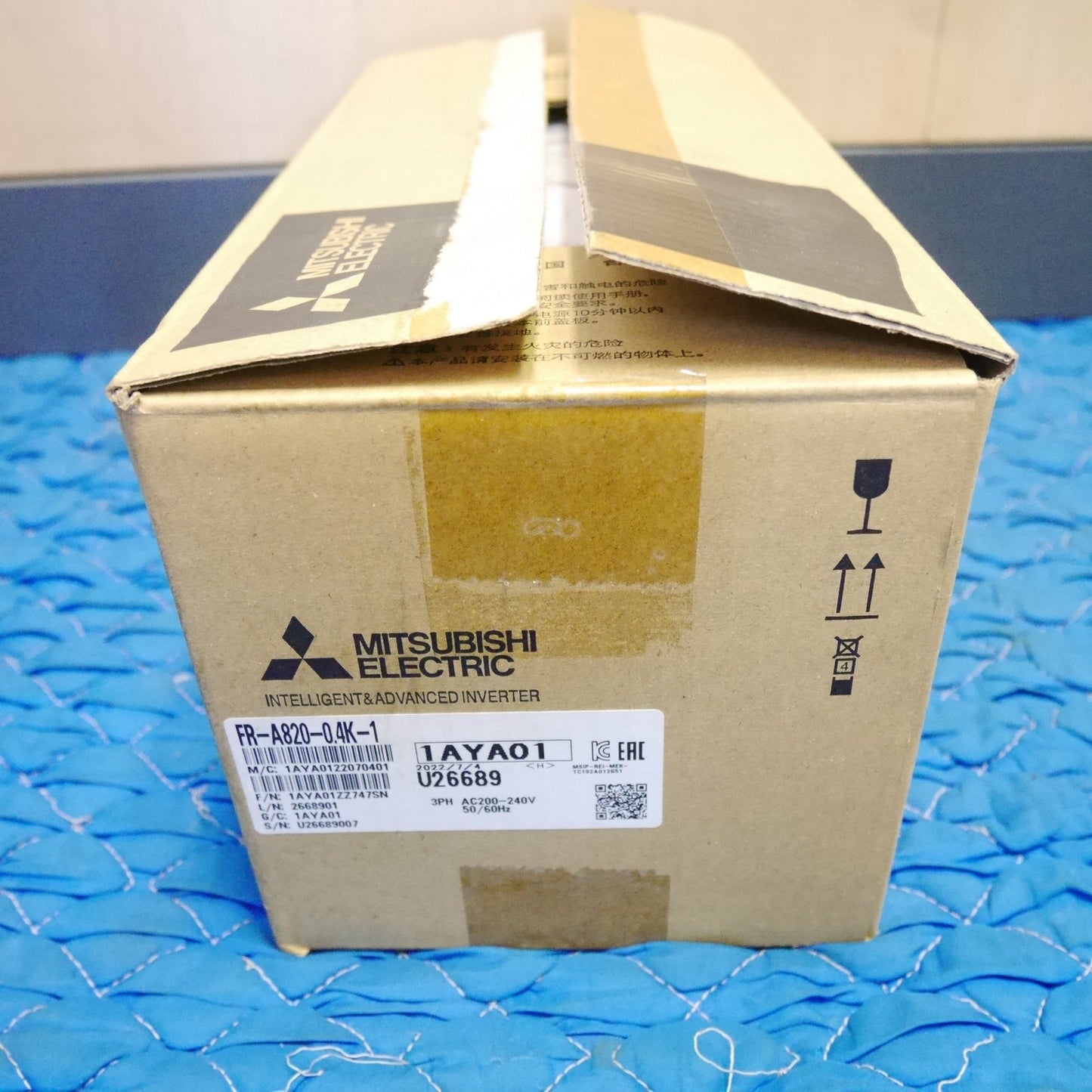 [送料無料] 未使用☆三菱 インバーター FR-A820-0.4K-1 MITSUBISHI 200V☆