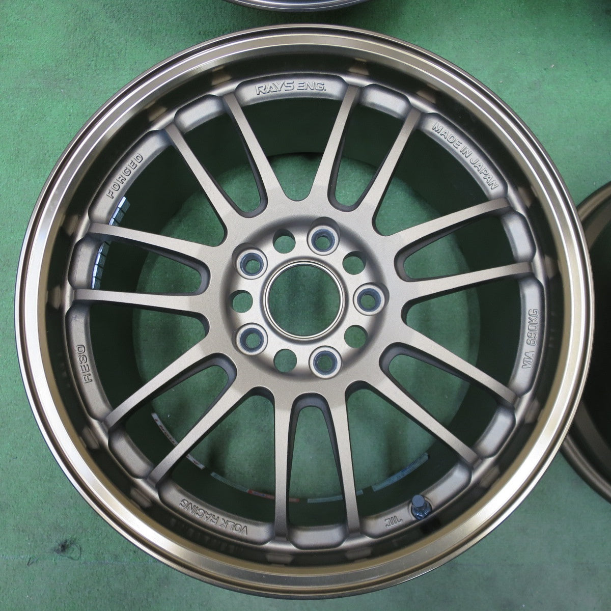 キレイ★RAYS VOLK RACING VR RE30 FORGED 17インチ レイズ ボルクレーシング 鍛造 17×9JJ PCD114.3/5H★6032402NGホ