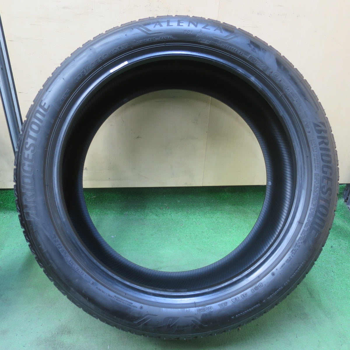 バリ溝！23年！9.5分！2本★275/40R20 ブリヂストン アレンザ 001 ALENZA タイヤ 20インチ レクサス LC LS ワーゲン トゥアレグ BMW X3 X5 等★6031607イノタ