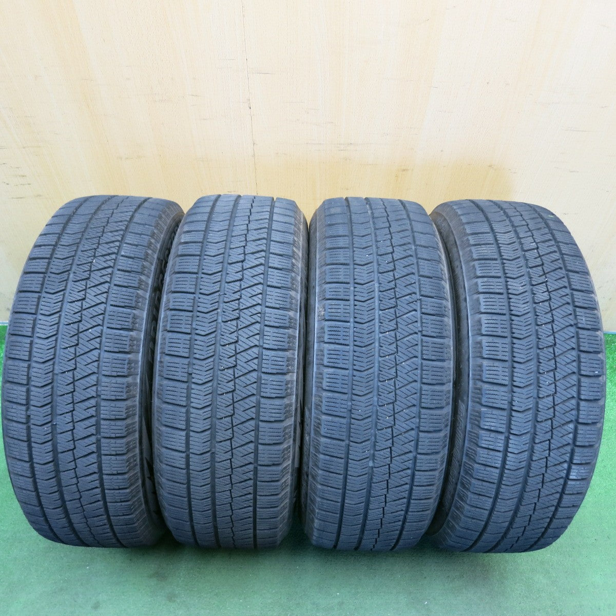 バリ溝！8.5分◎BMW 等 MAK FAHR 205/60R16 スタッドレス ブリヂストン ブリザック VRX2 マック ファー 16インチ PCD112/5H◎6081311HAス