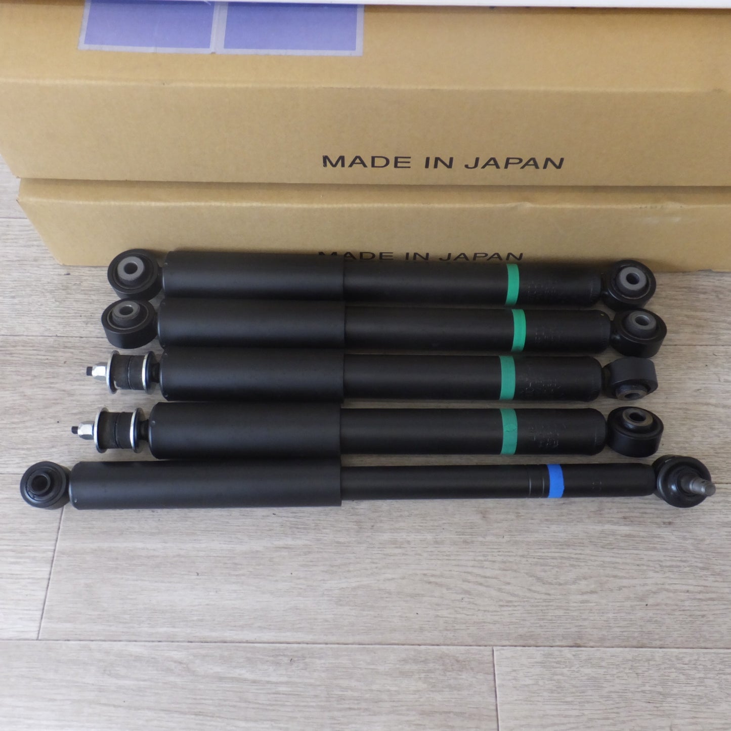 キレイ 2個口★スズキ SUZUKI 純正 ジムニーシエラ JB74W サスペンション 一式 セット 41700-78R00 41600-78R00 48730-78R00★ [送料無料]