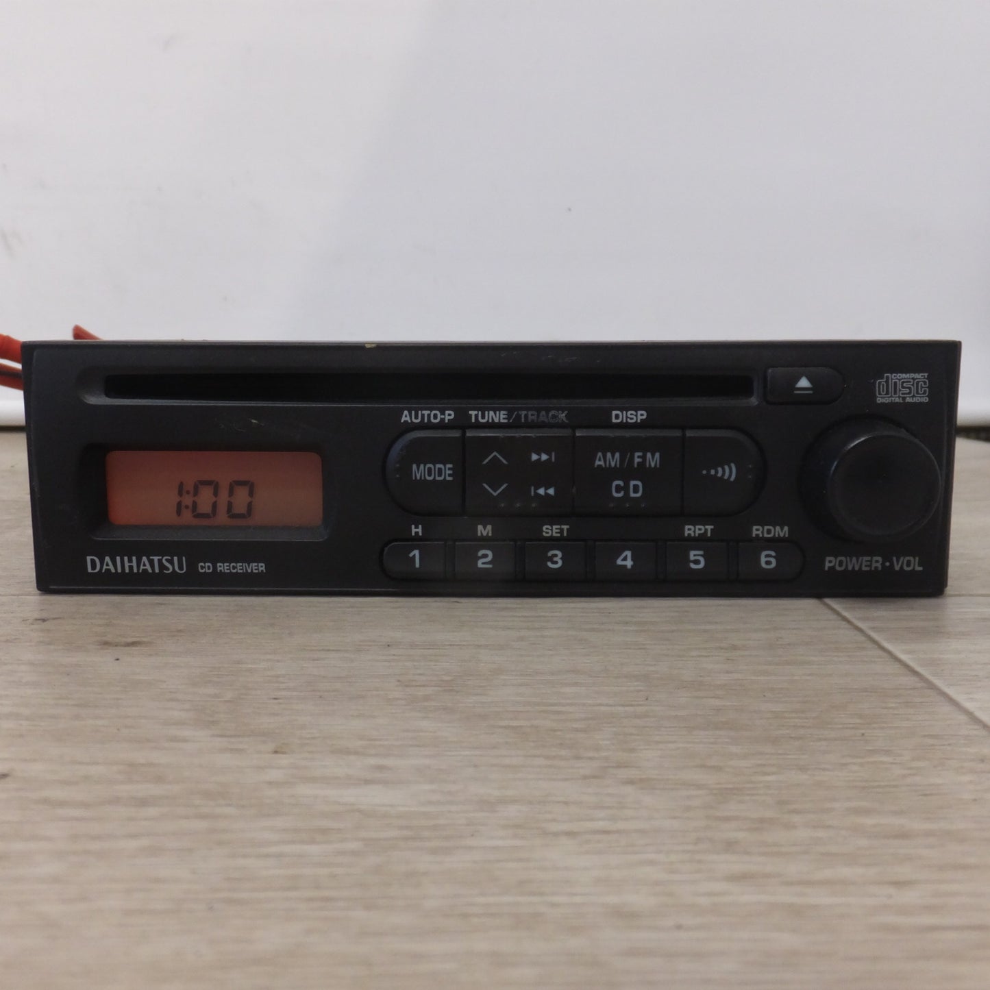 [送料無料] ★ダイハツ 純正 CDプレーヤー 86180-B2100 2点 86180-B5080 86180-B2740 86180-B2820 計 5点 セット★