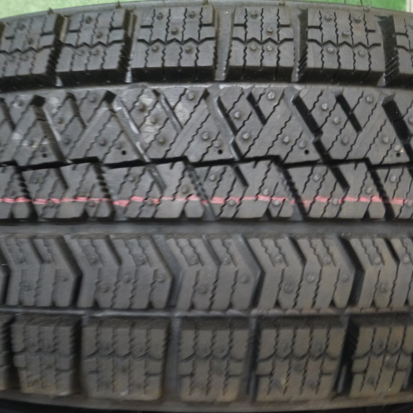 [送料無料] 未使用！23年★スタッドレス 155/65R14 ブリヂストン ブリザック VRX2 タイヤ 14インチ タント スペーシア N-BOX N-ONE等★4122706Hスタ
