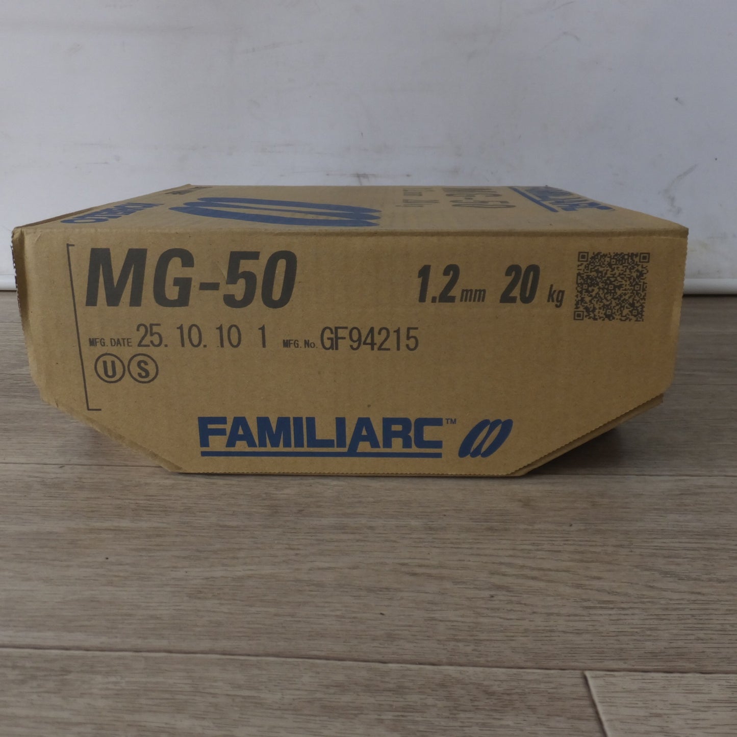未使用★神戸製鋼所 コベルコ KOBELCO ソリッドワイヤ FAMILIARC MG-50 1.2mm 20kg★ [送料無料]