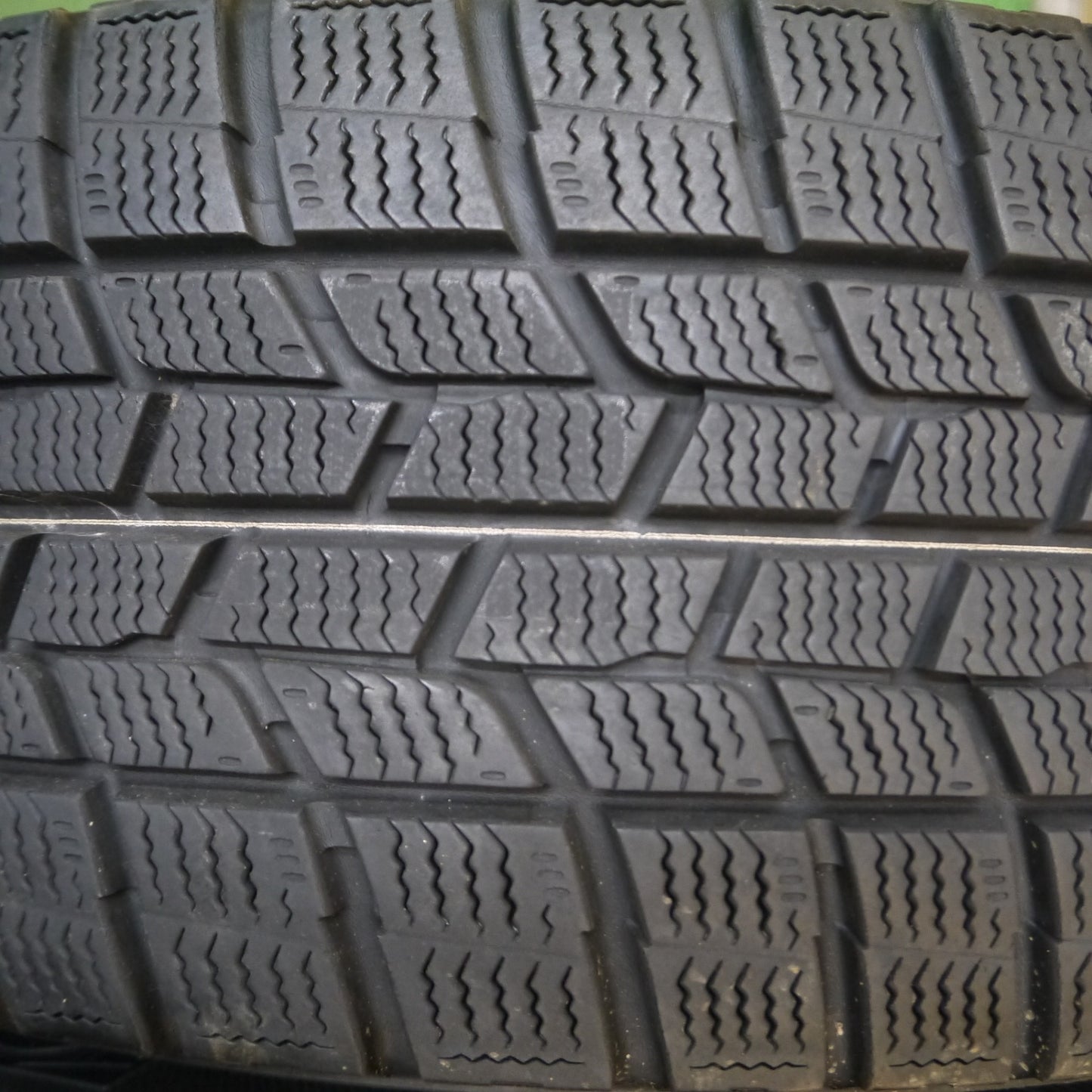 *送料無料* バリ溝！キレイ！9分★スタッドレス 205/65R16 グッドイヤー アイスナビ6 SCHNEIDER ATECH シュナイダー PCD114.3/5H★4040106Hス